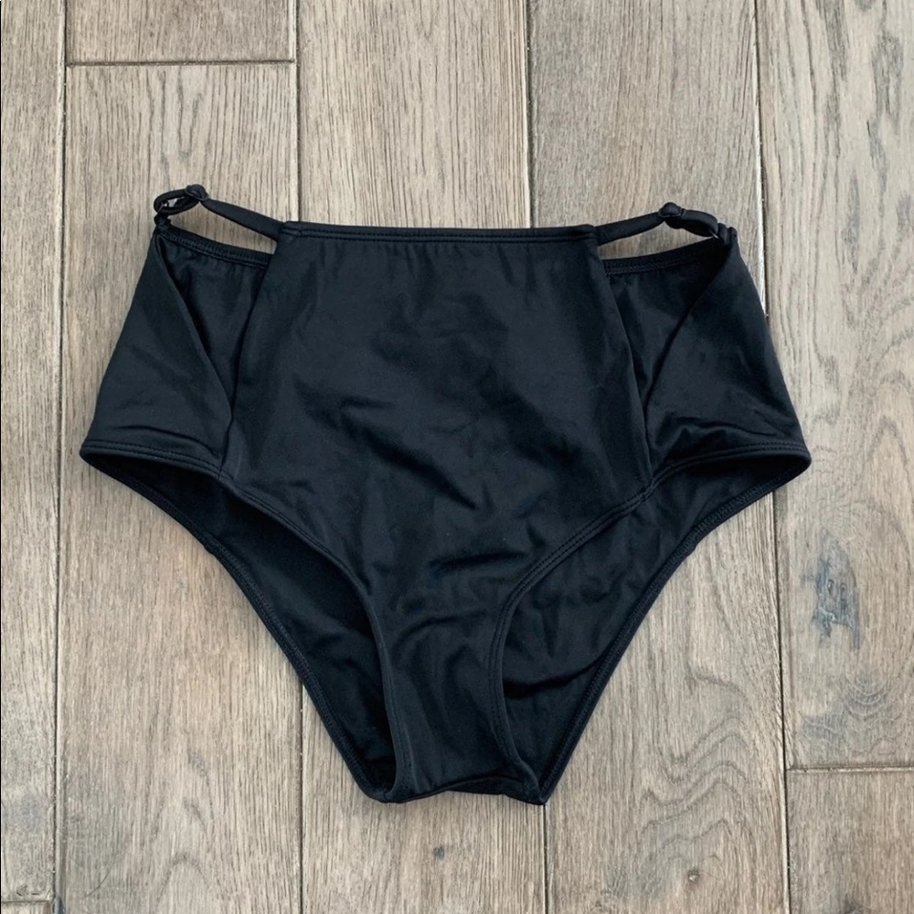 L.A. Hearts High waisted Bikini Bottom